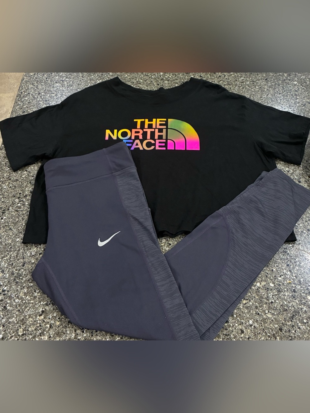 Women’s NIKE/NORTH FACE Fleece Lined Leggings & Shirt, sz XL